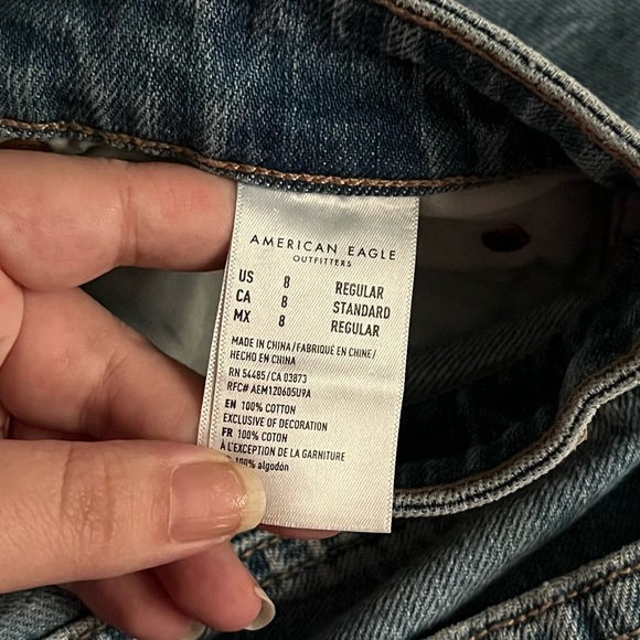 American Eagle - Ripped Highest Waist ‘90s Flare Jean - Size 8 - Picture 13 of 13